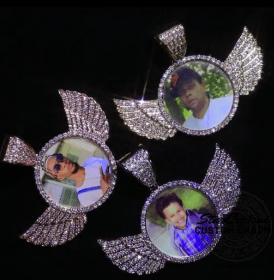 Circle Wing memory pendant