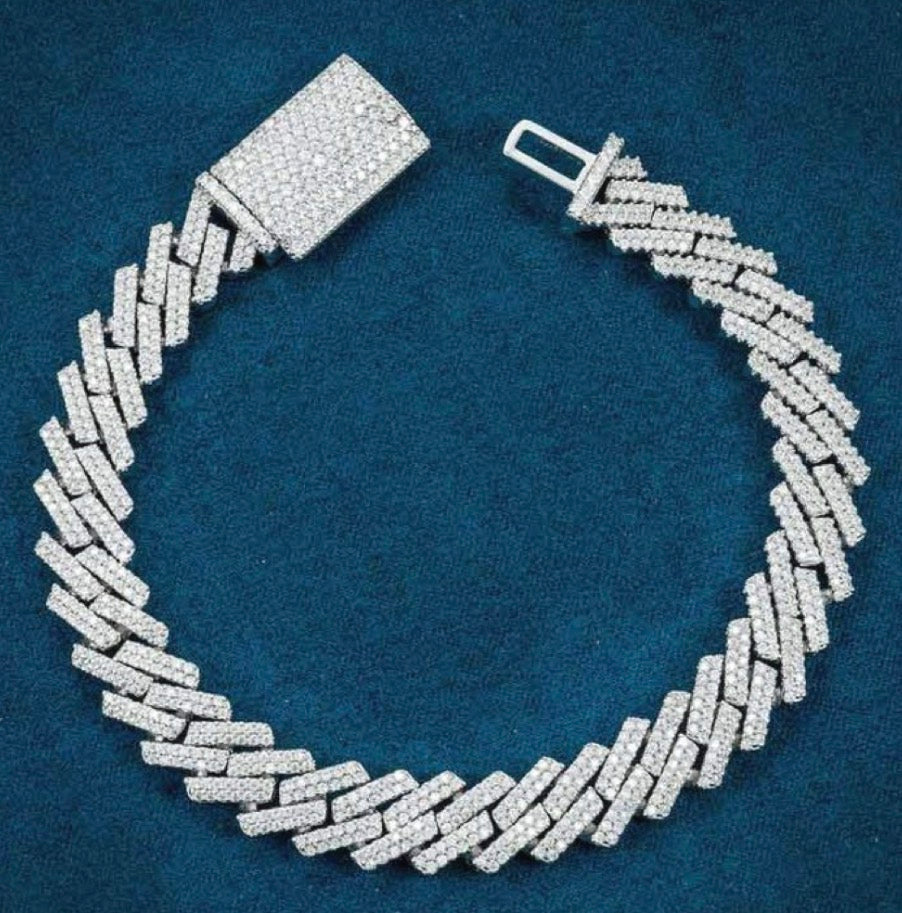 10mm Moissanite Cuban Link Bracelet