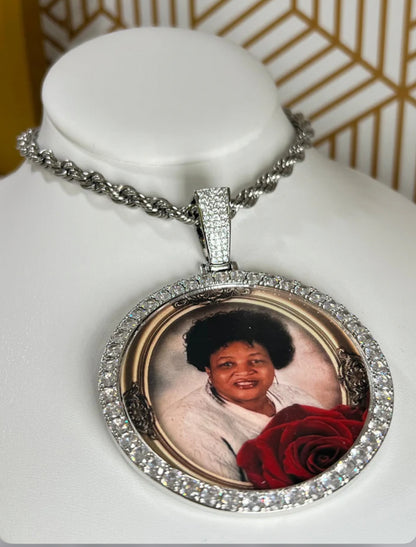 Legacy XL Photo Pendant